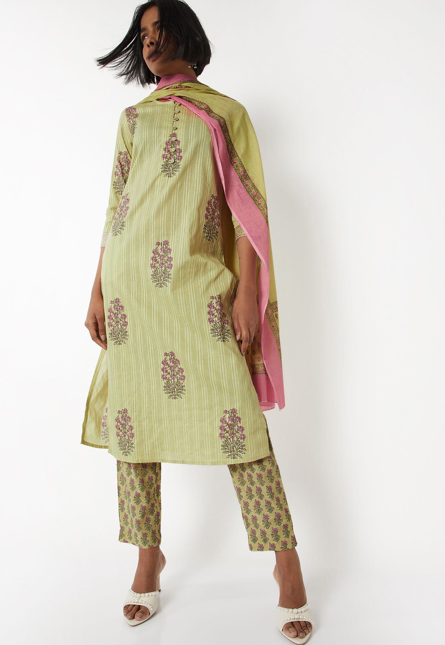 Women Printed Straight Kurta Set-picture-36