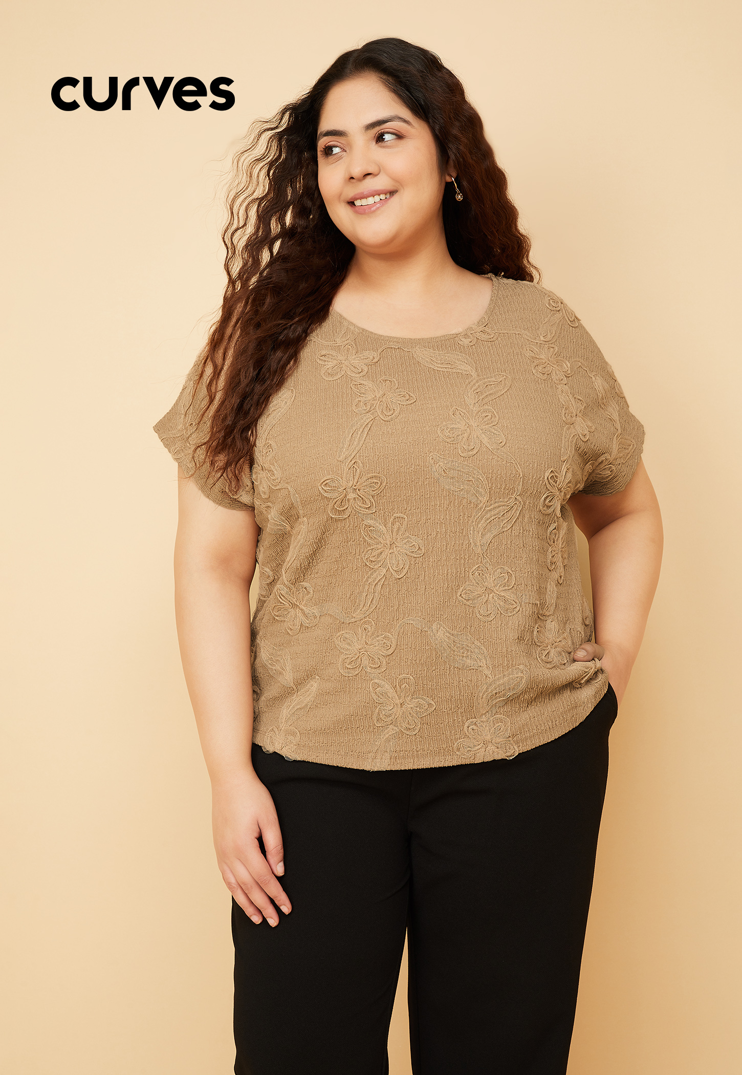 Women Floral Patterned Top-picture-32