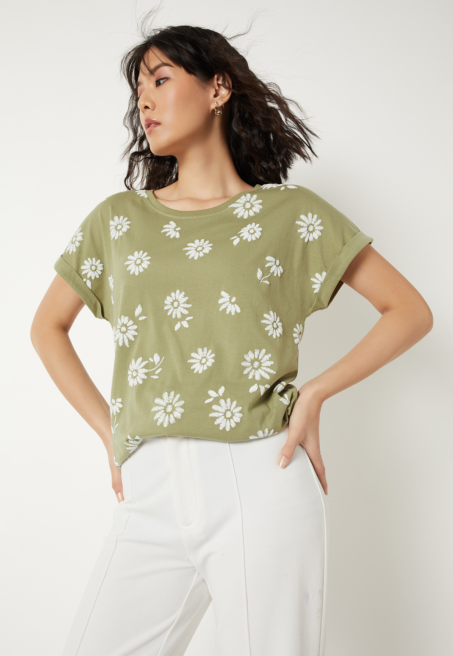 Women Floral Print T-shirt-image-12