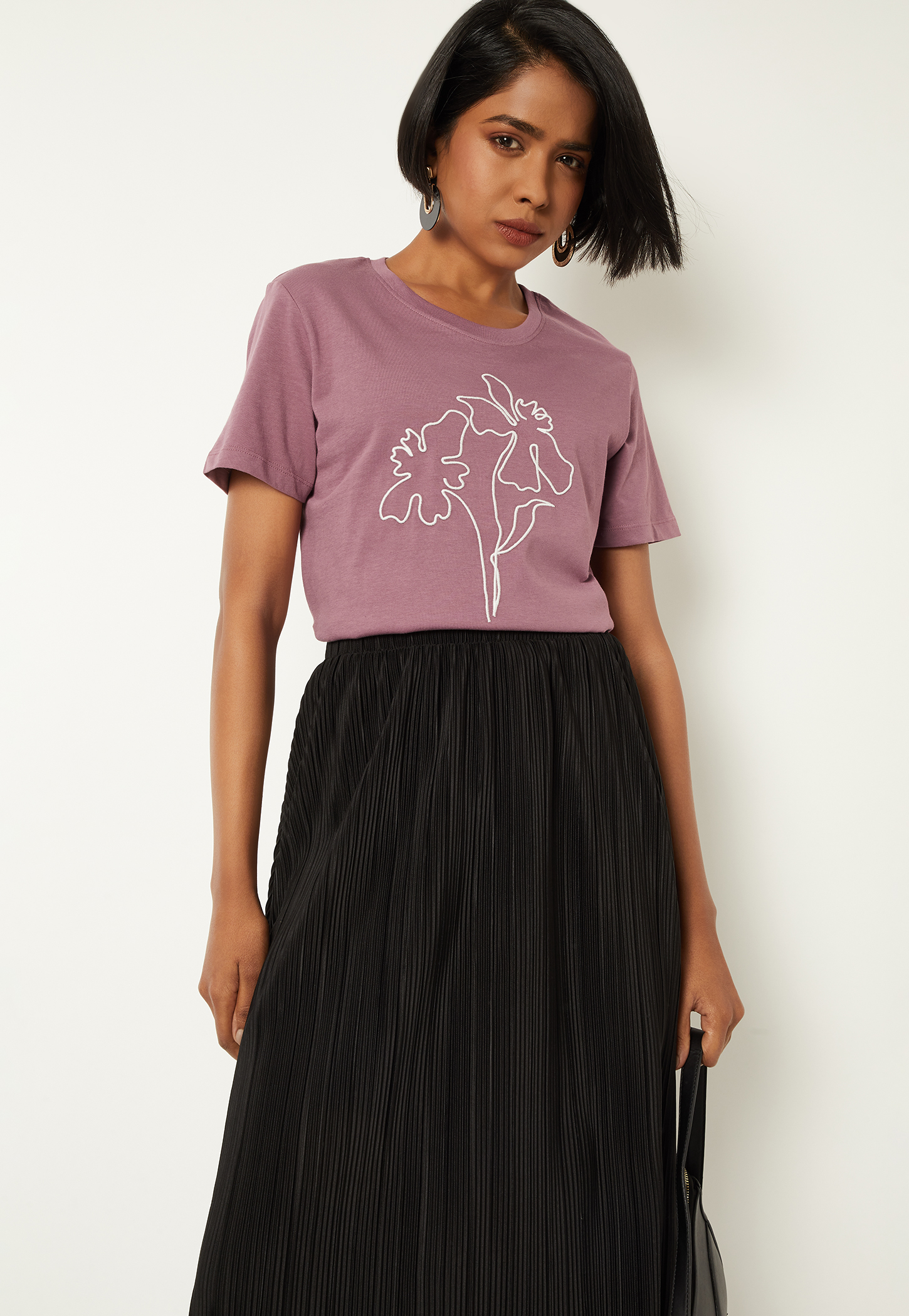 Women Graphic Print T-shirt-image-9