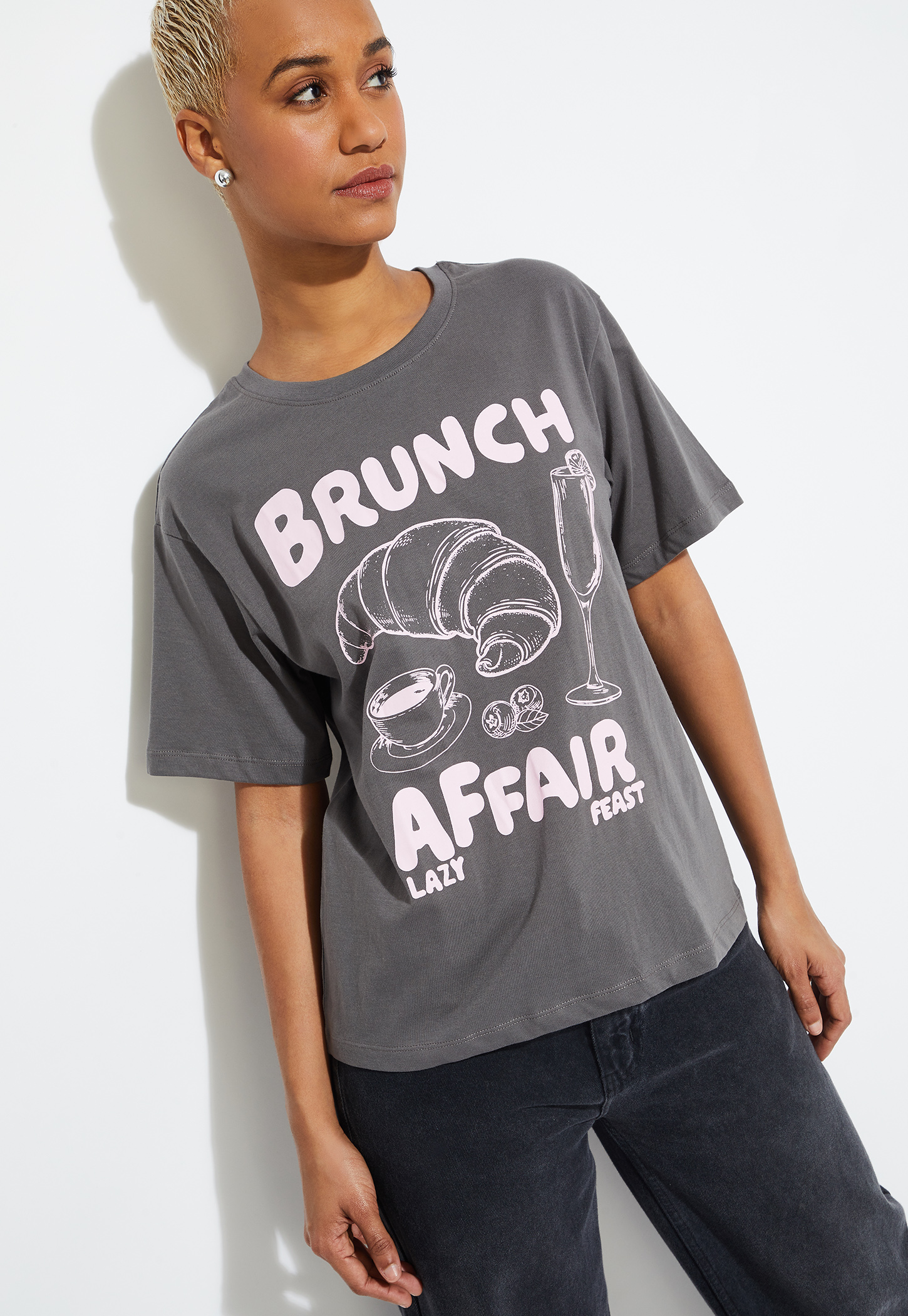ALAYA F x URB_N Women Graphic Print Relaxed Fit T-shirt-picture-54
