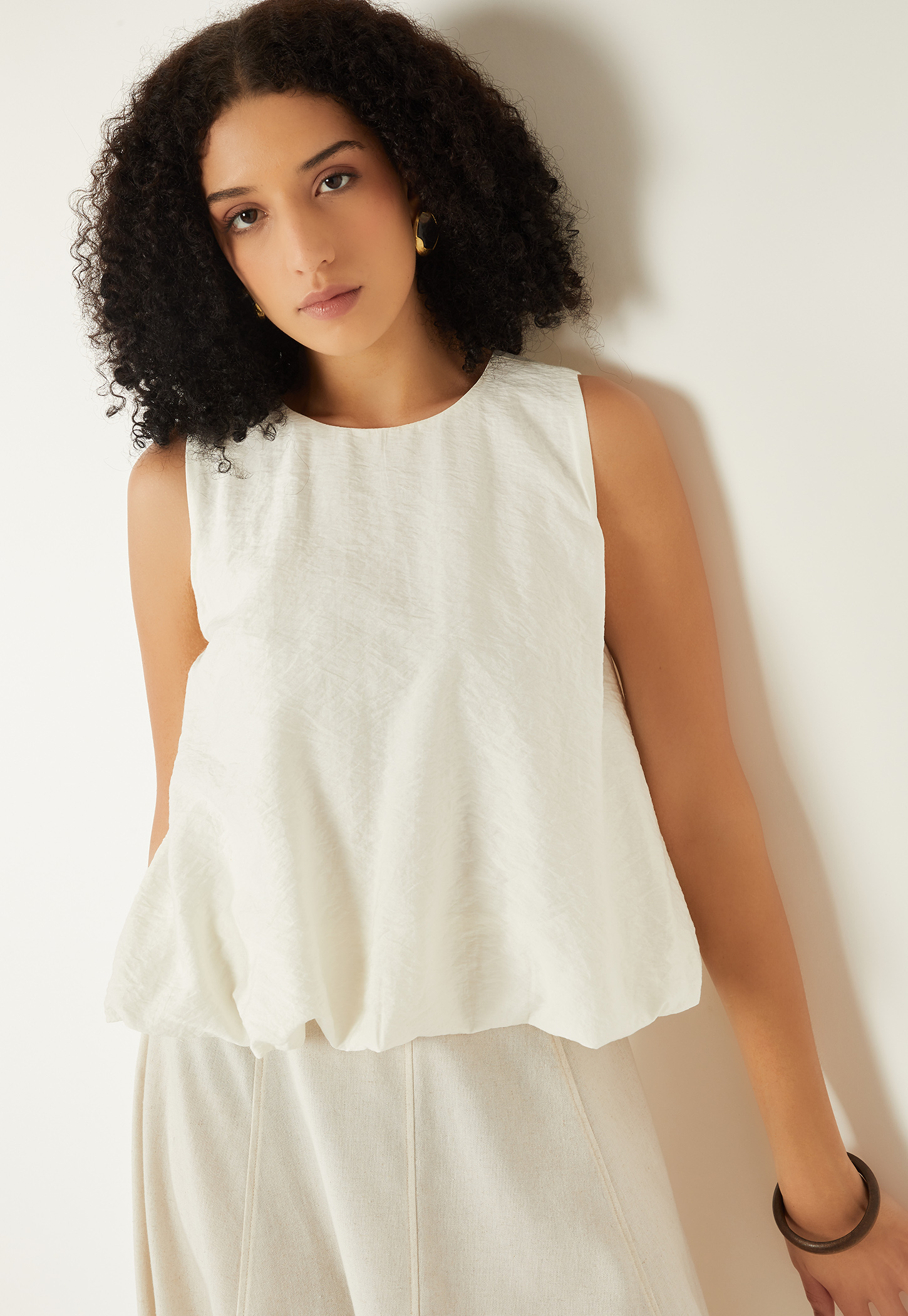 Women Crinkled Bubble Hem Top-image-23