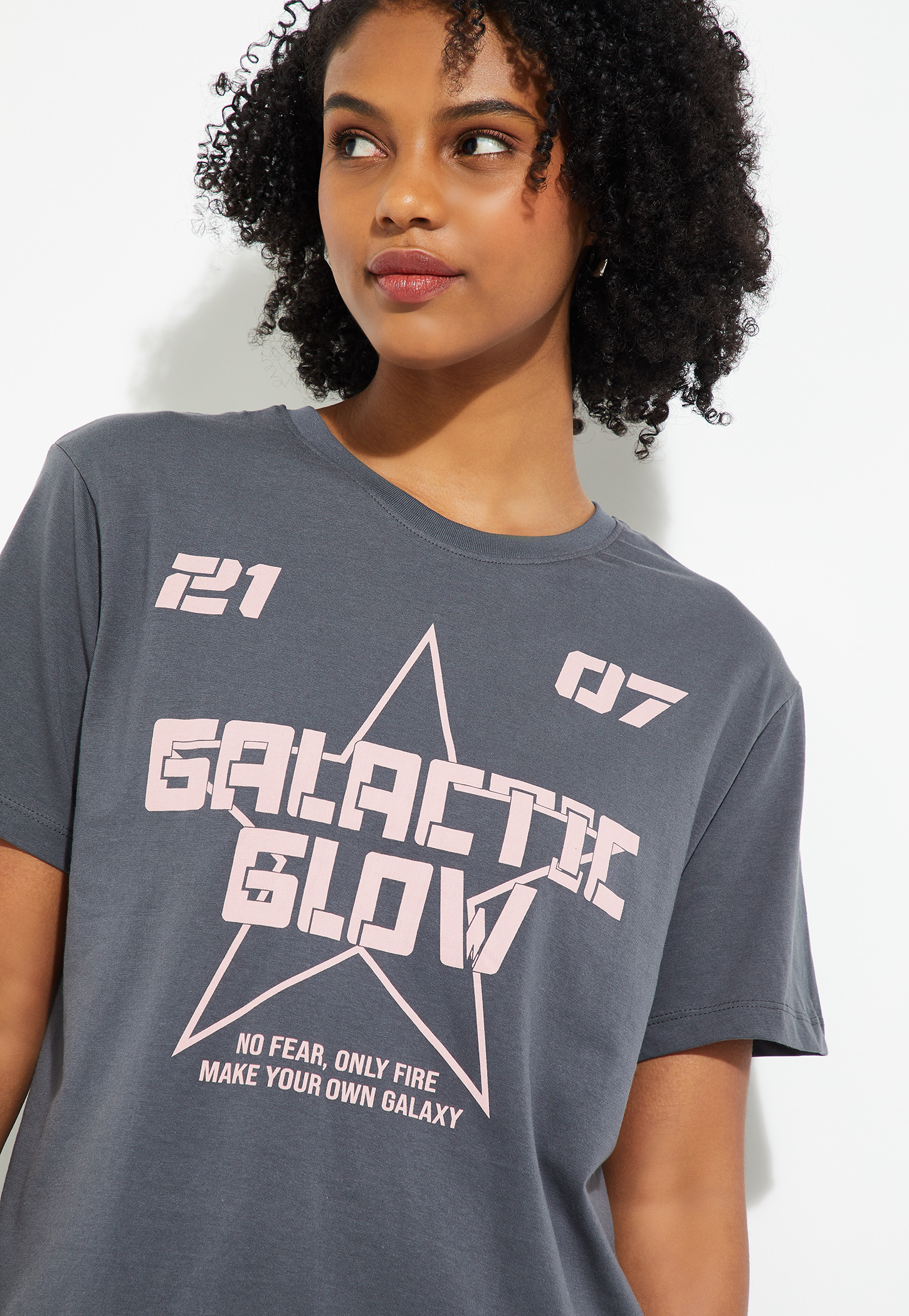 URB_N Women Printed Relaxed Fit T-shirt-picture-12