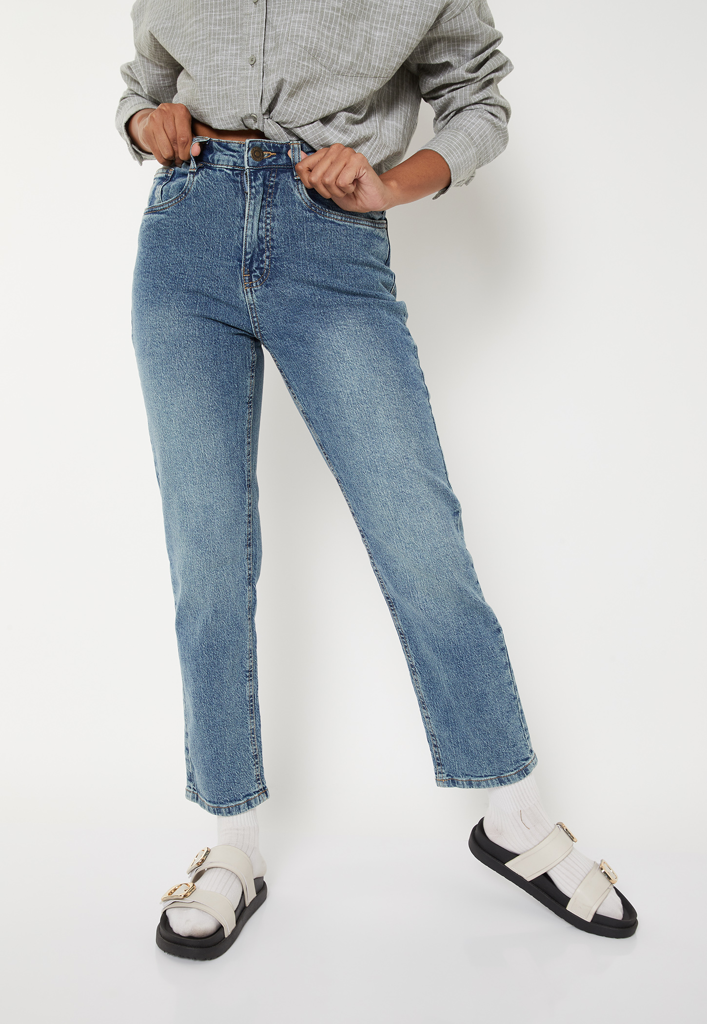 Women Washed Slim Straight Jeans-picture-17