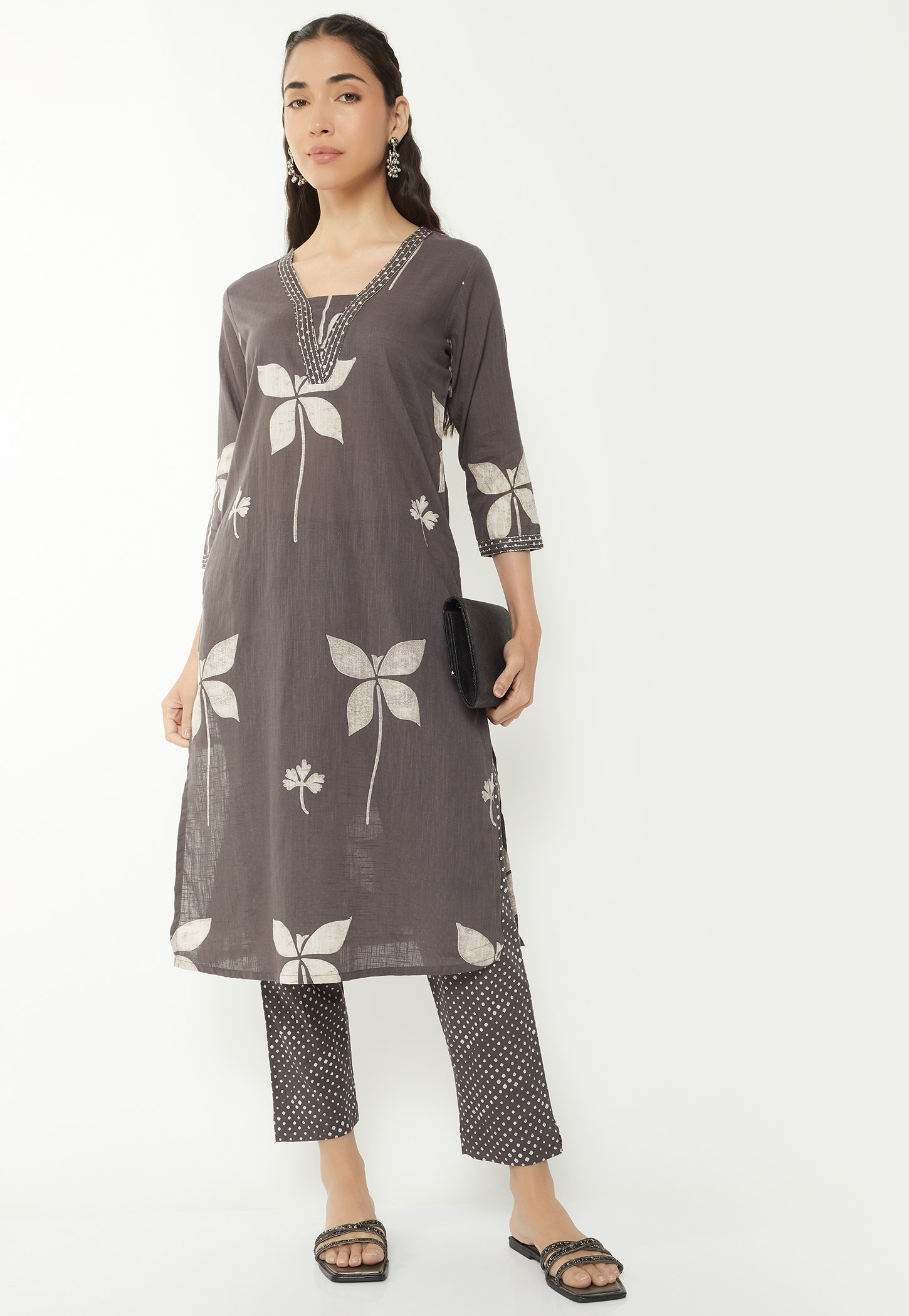 Women Floral Print Straight Kurta Set-image-7