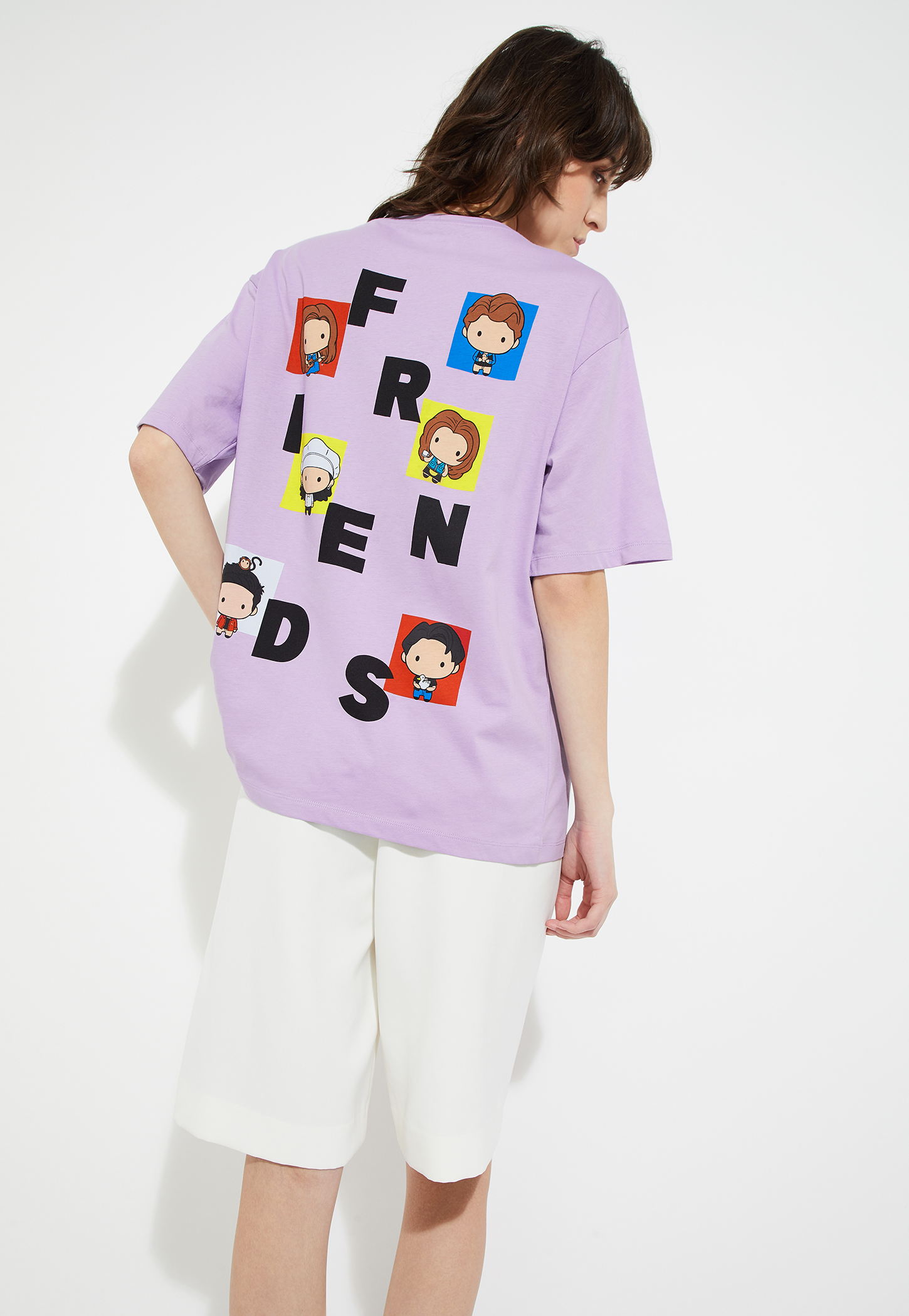 URB_N Women Friends Print Oversized T-shirt-picture-31