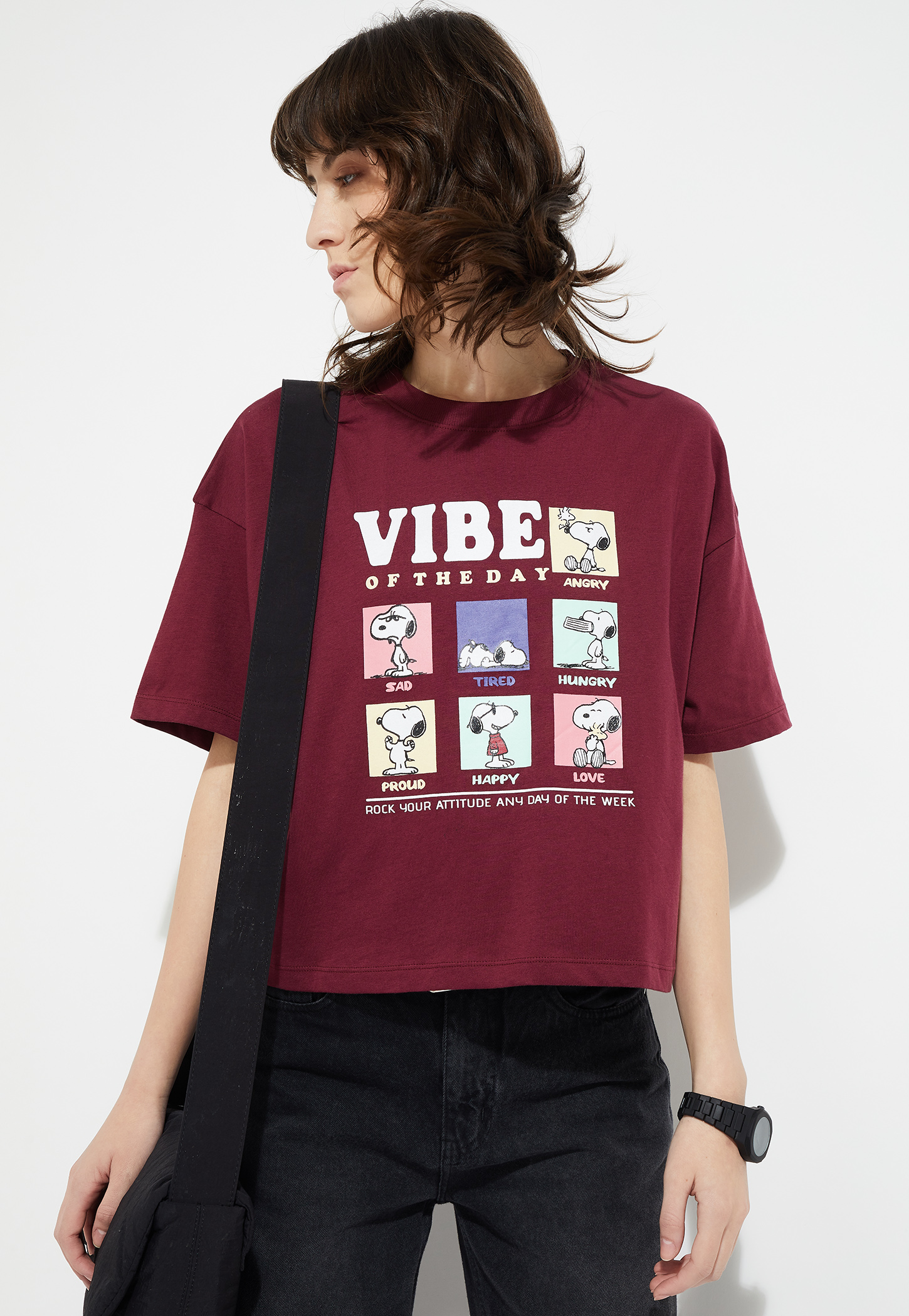 URB_N Women Peanut Snoopy Print Boxy Fit T-shirt-picture-24