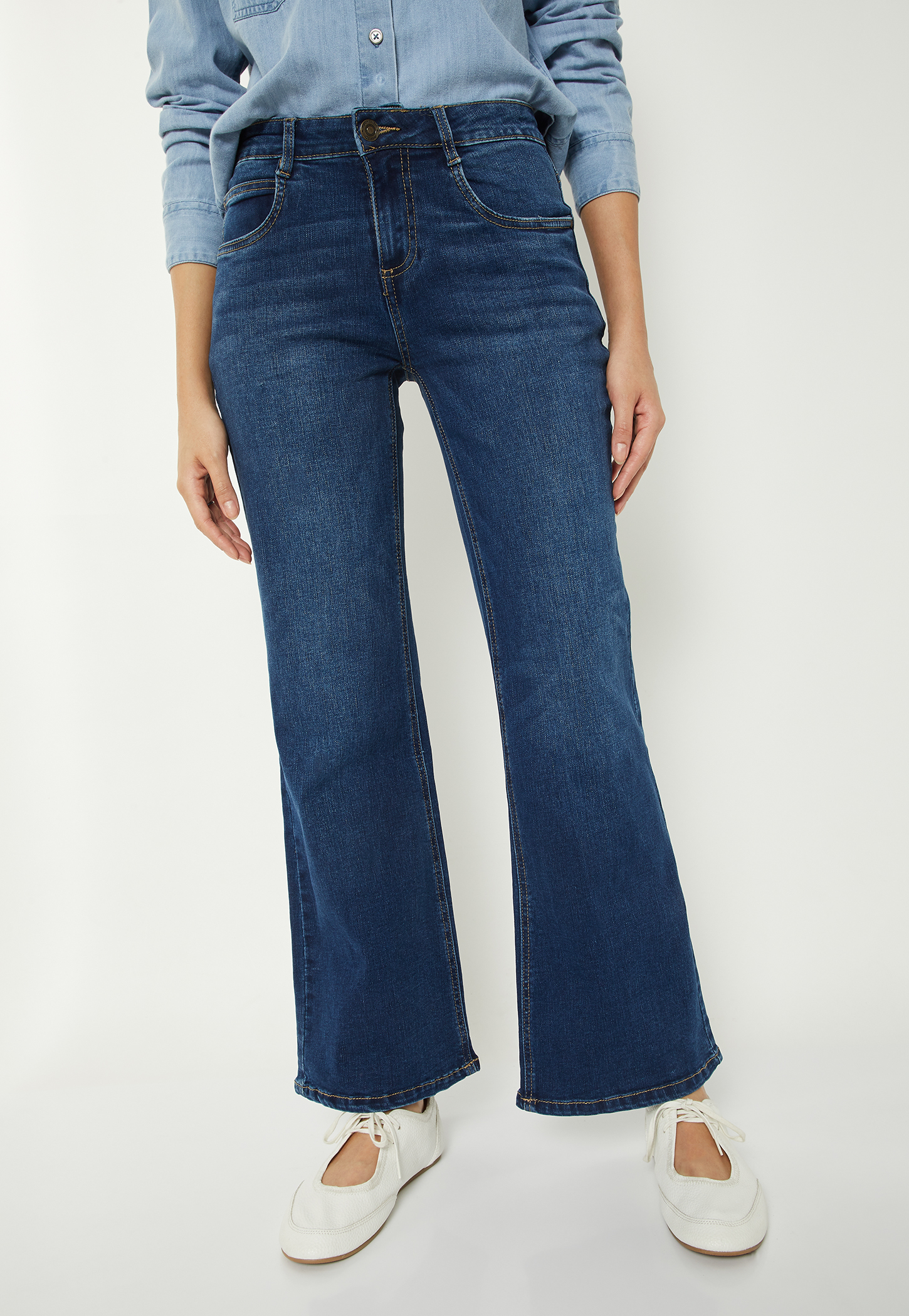 Women Dark Wash Clean Look Mid Rise Jeans-picture-11