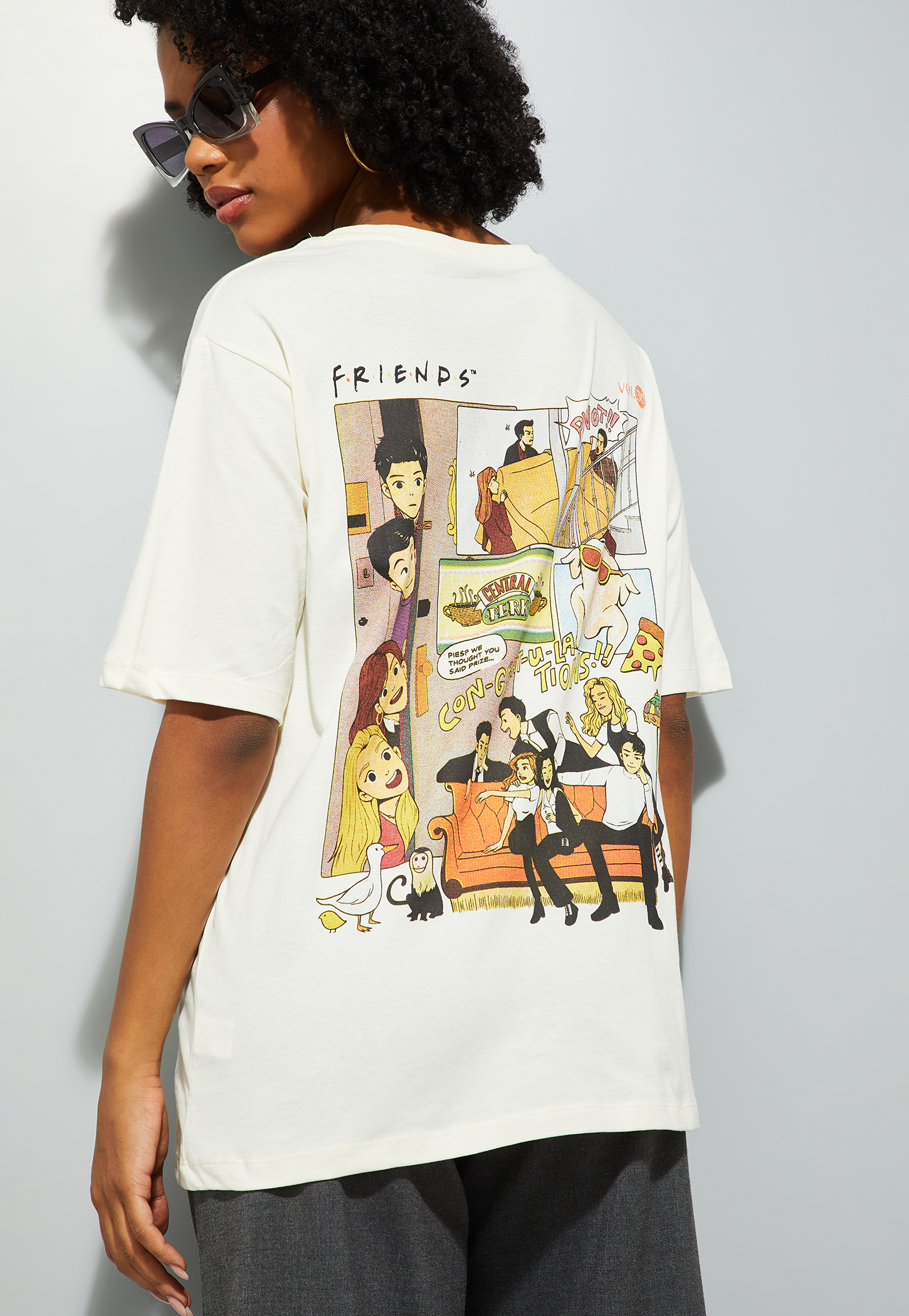 URB_N Women Friends Oversized T-shirt-picture-15