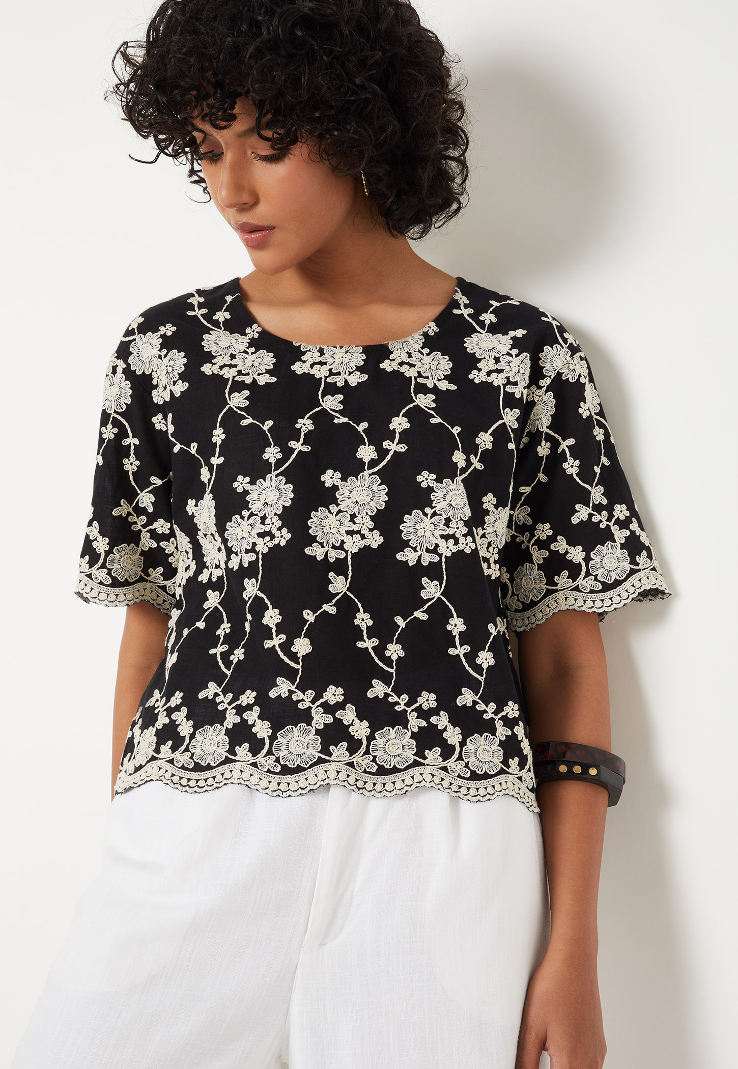 Women Embroidered Top-picture-30