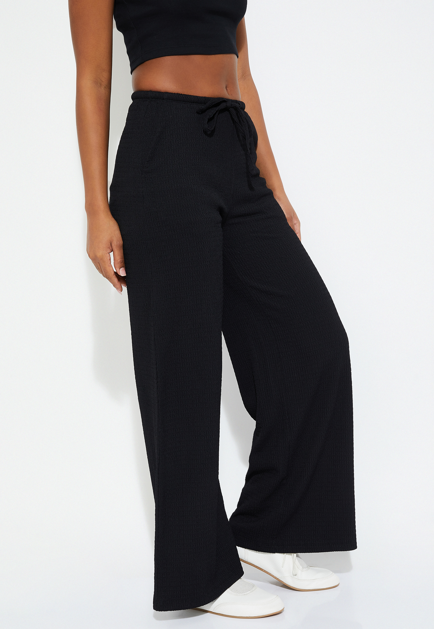 Women Textured Pull-On Wide Leg Trousers-picture-23