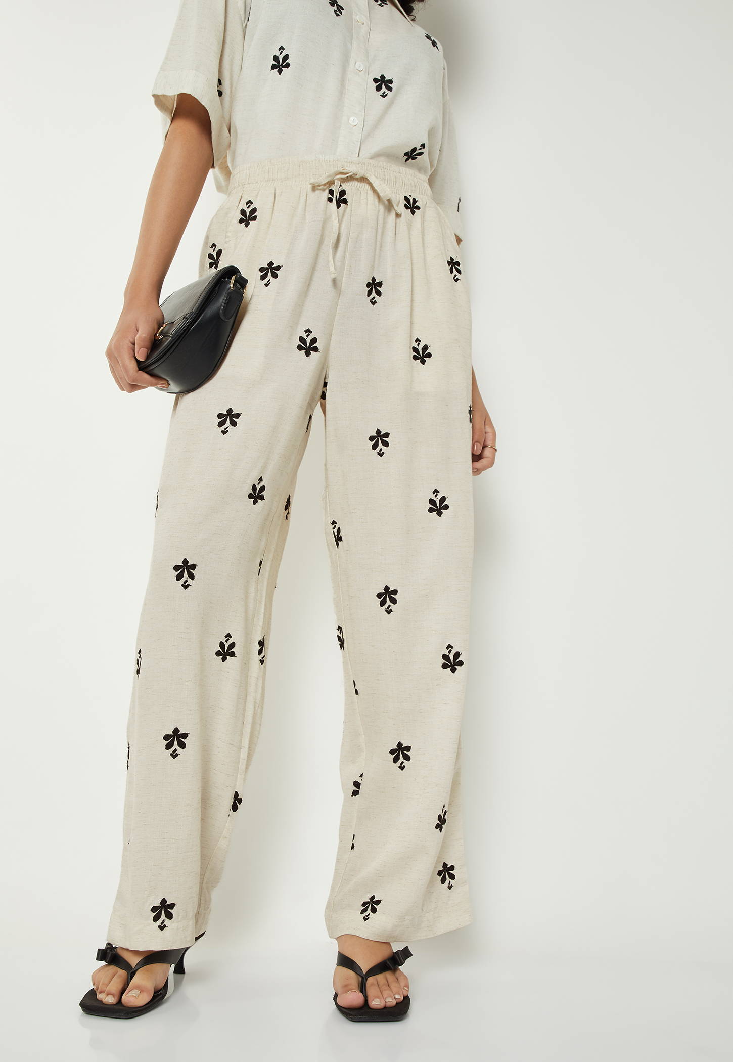 Women Embroidered Trousers-picture-39