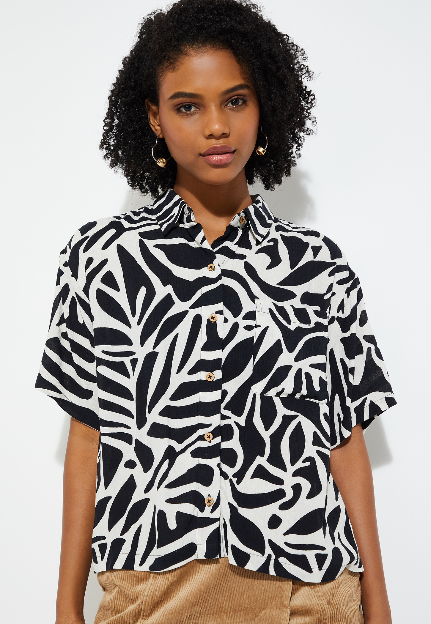 URB_N Women Printed Boxy Shirt-picture-11