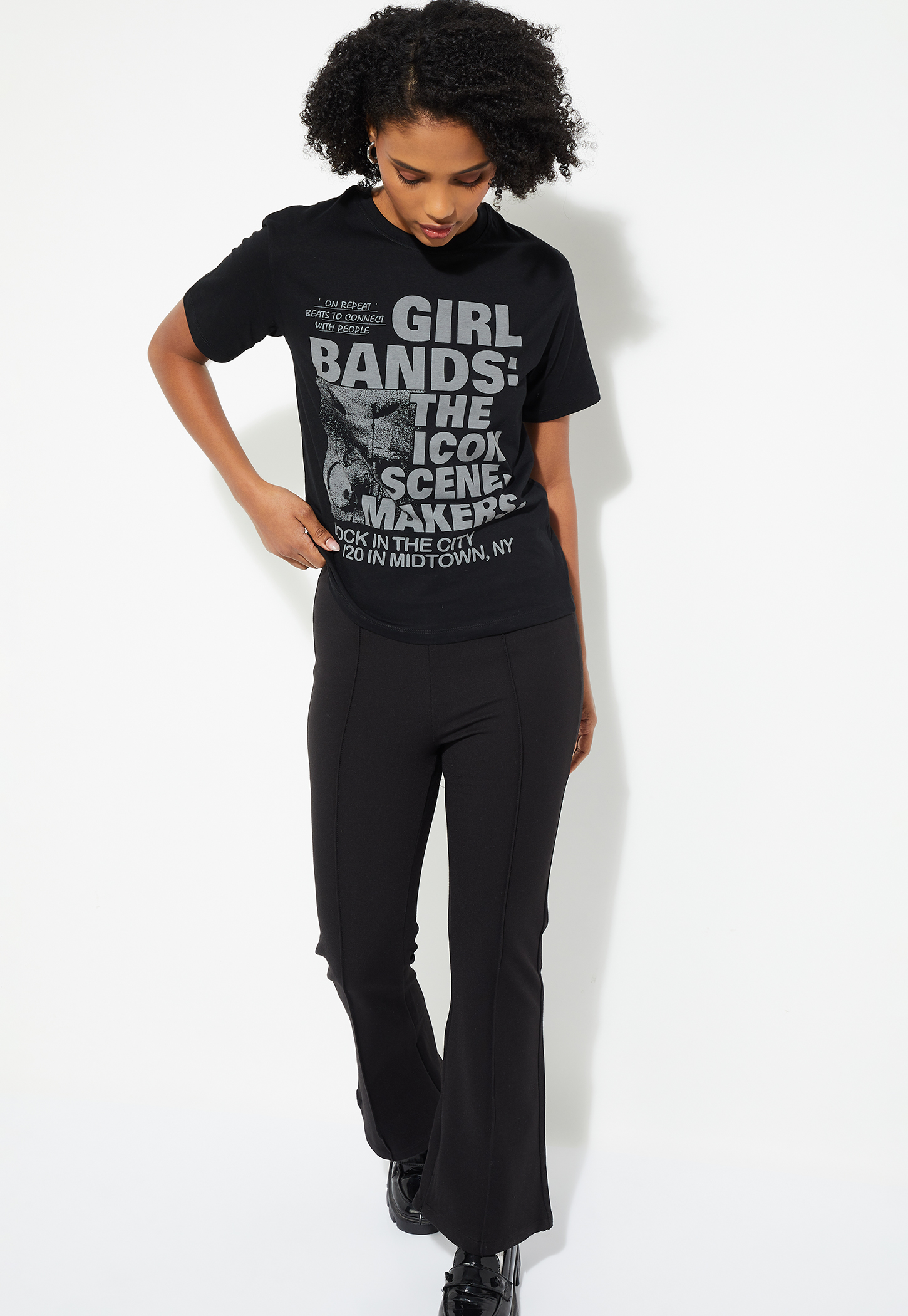 URB_N Women Printed Relaxed Fit T-shirt-picture-18