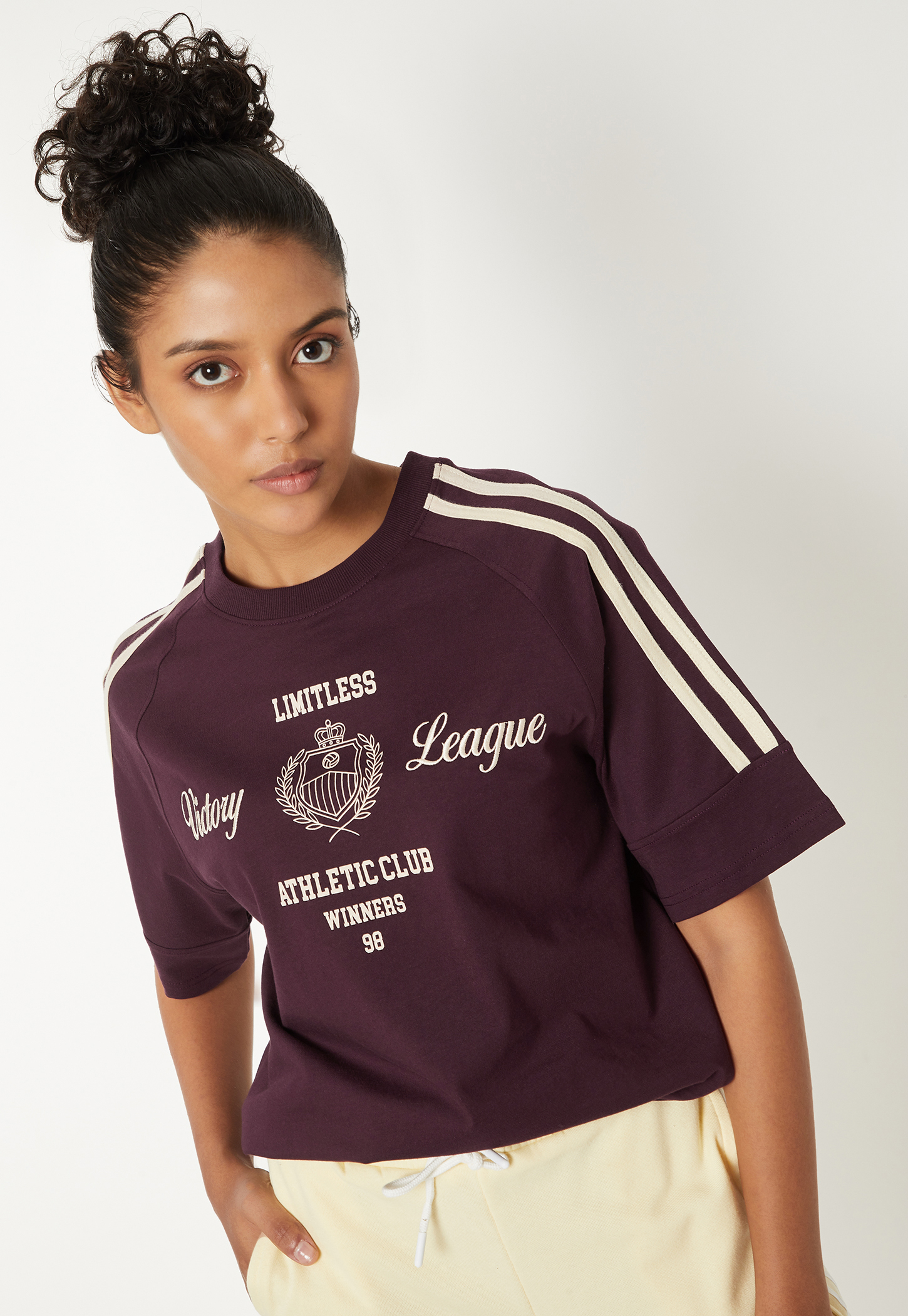 Women Embroidered Boxy T-shirt-picture-32
