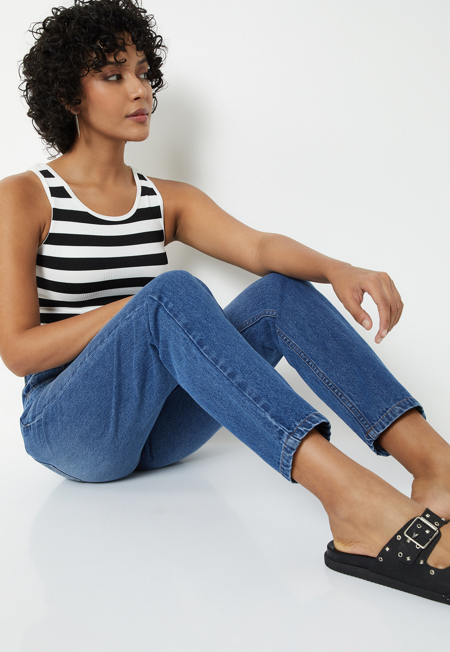 Women Washed Mom Fit Jeans-picture-54