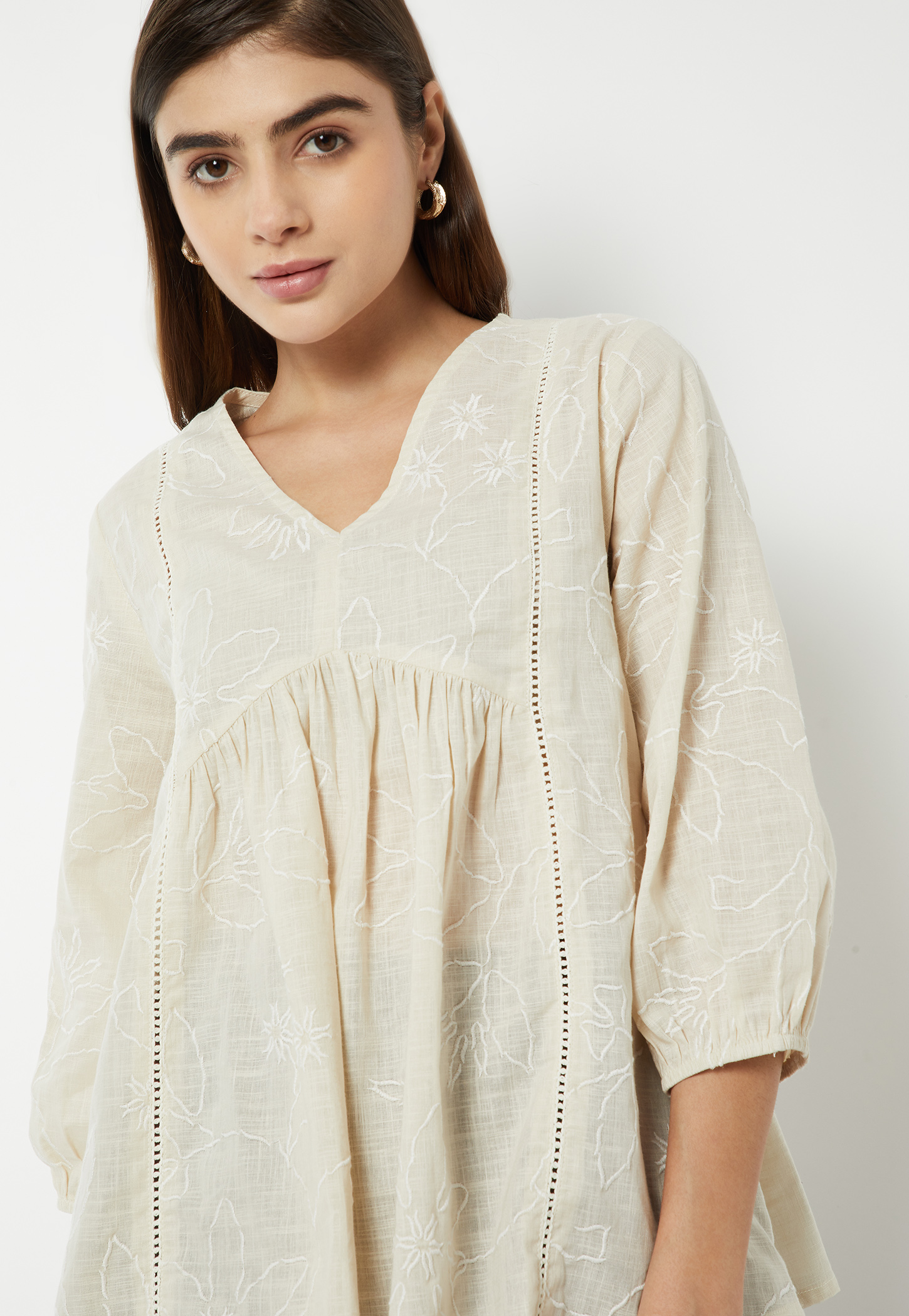 Women Embroidered V-Neck Tunic-picture-25
