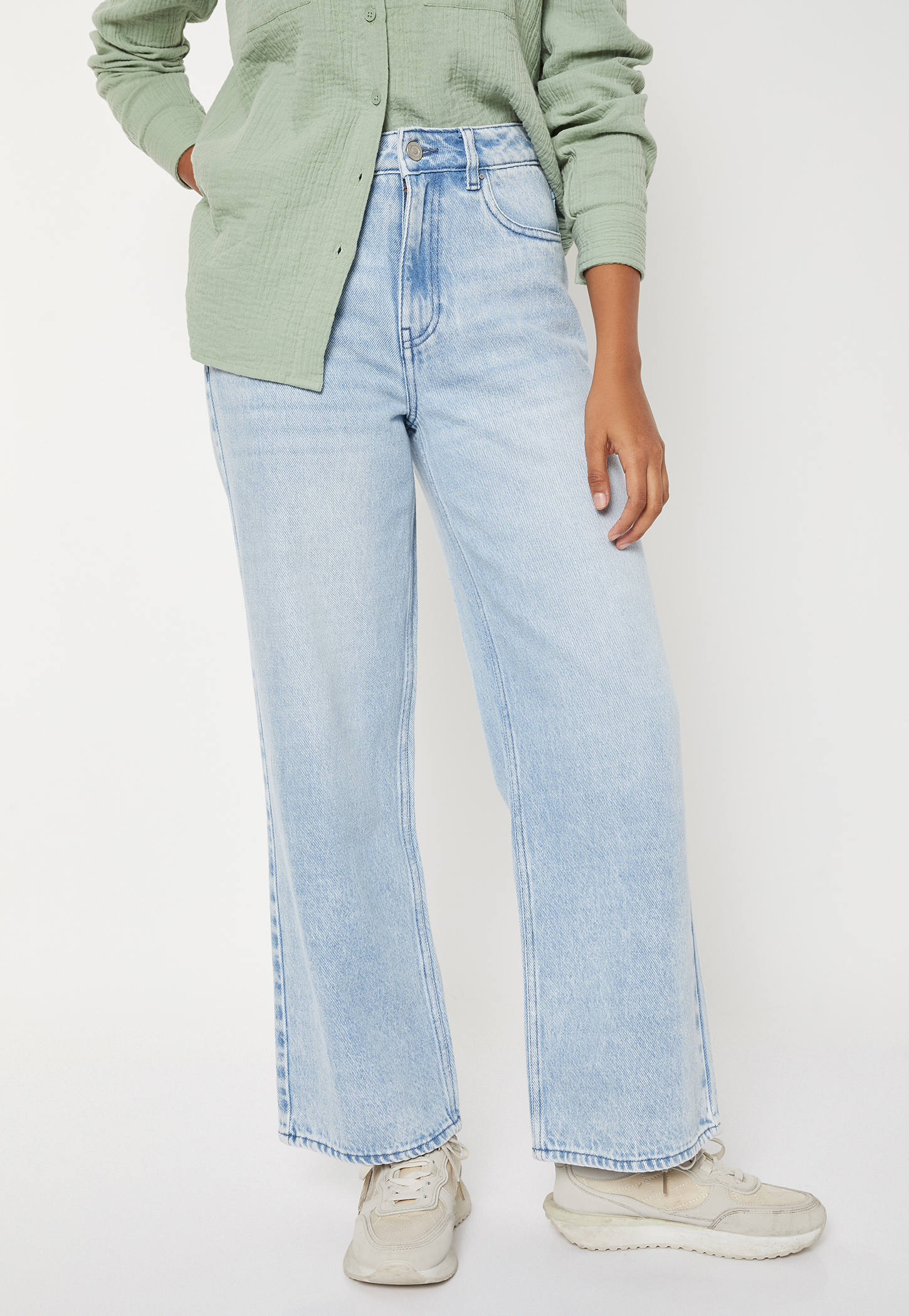 Women Light Wash Wide-Leg Jeans-picture-19